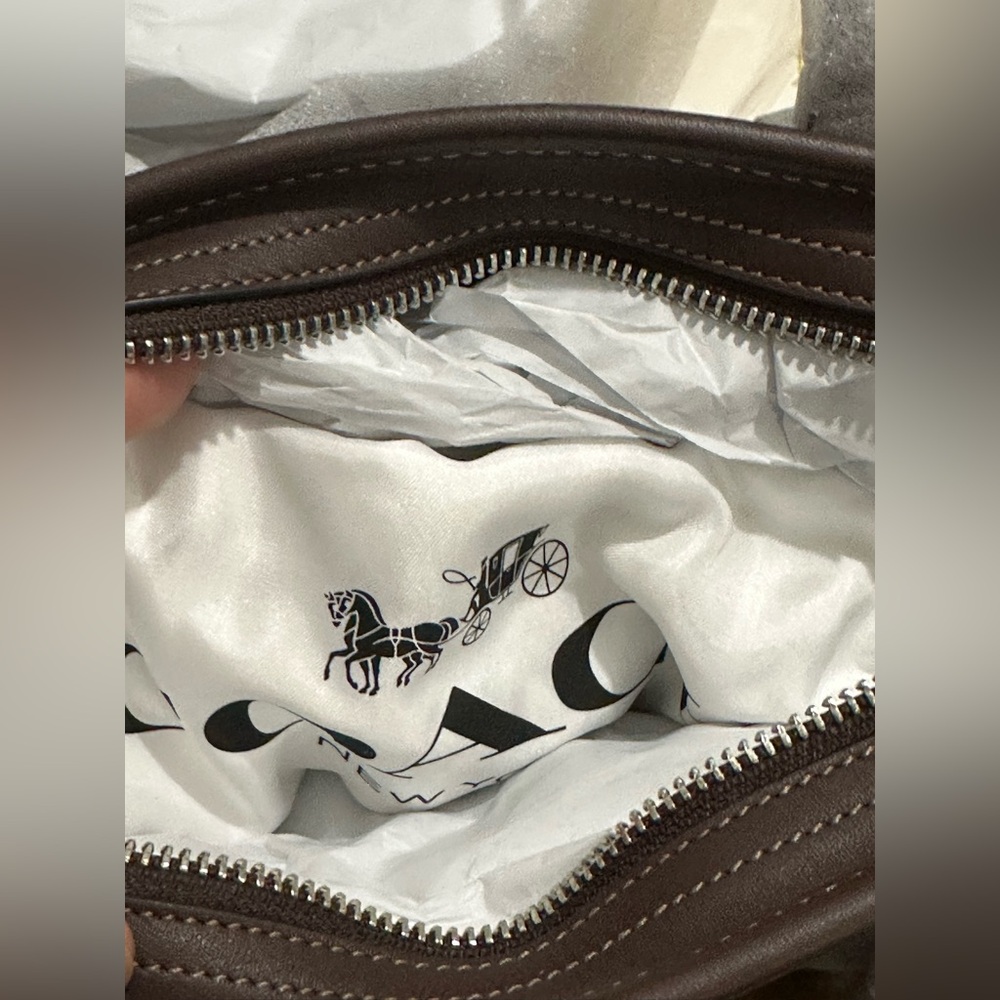 Coach Swing Zip Bag - Picture 8 of 9